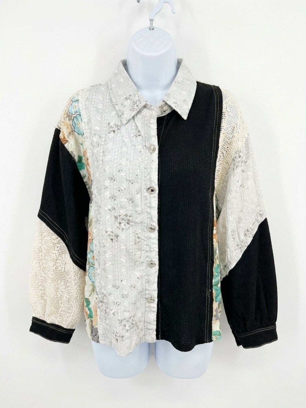 NEW POL charlotte button down layering top in black/white
